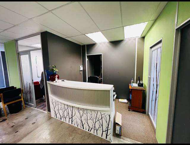 472M² OFFICE FOR SALE IN NELSPRUIT EXT 2